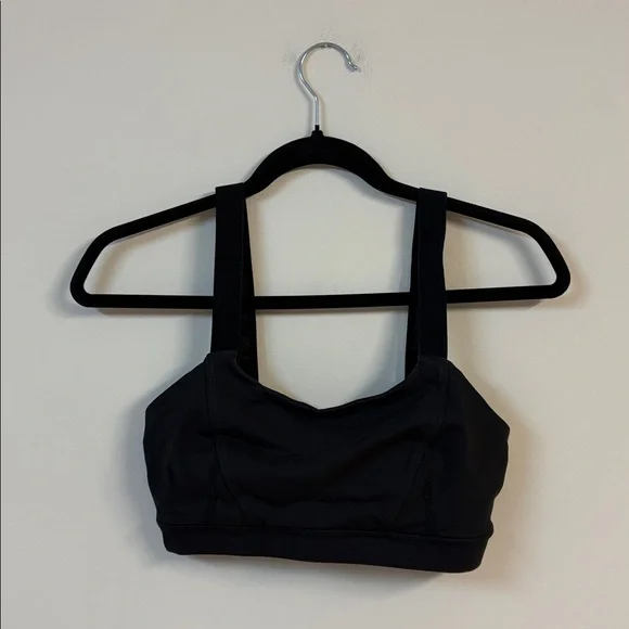 Lululemon Women’s Adjust Me Bra size 6 - Picture 4 of 5